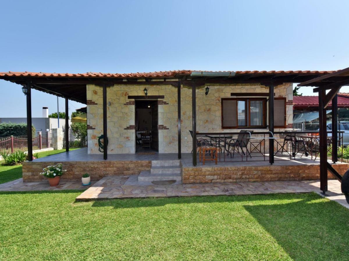 Villa Trifon By Rentalspro Services -Nea Potidea Halkidiki Exterior foto