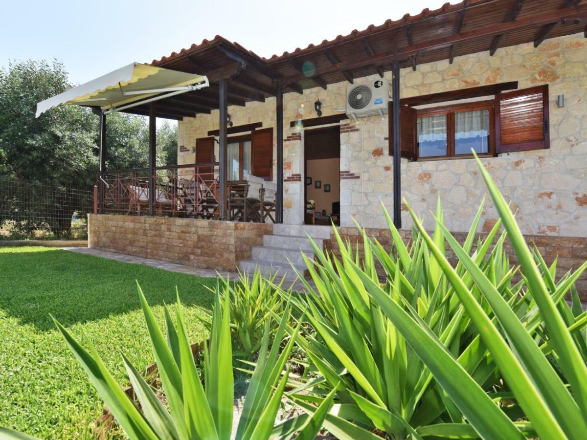 Villa Trifon By Rentalspro Services -Nea Potidea Halkidiki Exterior foto