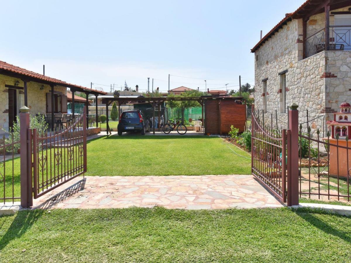 Villa Trifon By Rentalspro Services -Nea Potidea Halkidiki Exterior foto